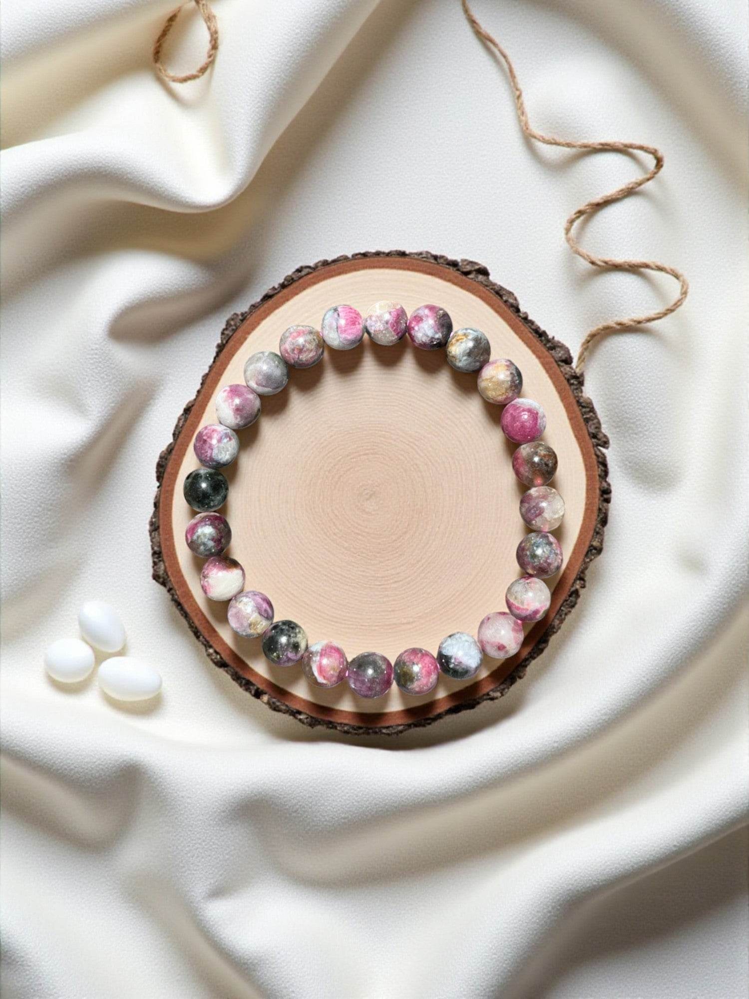 Tourmaline rose sur quartz - Brésil Q.A - BD PIERRES NATURELLES