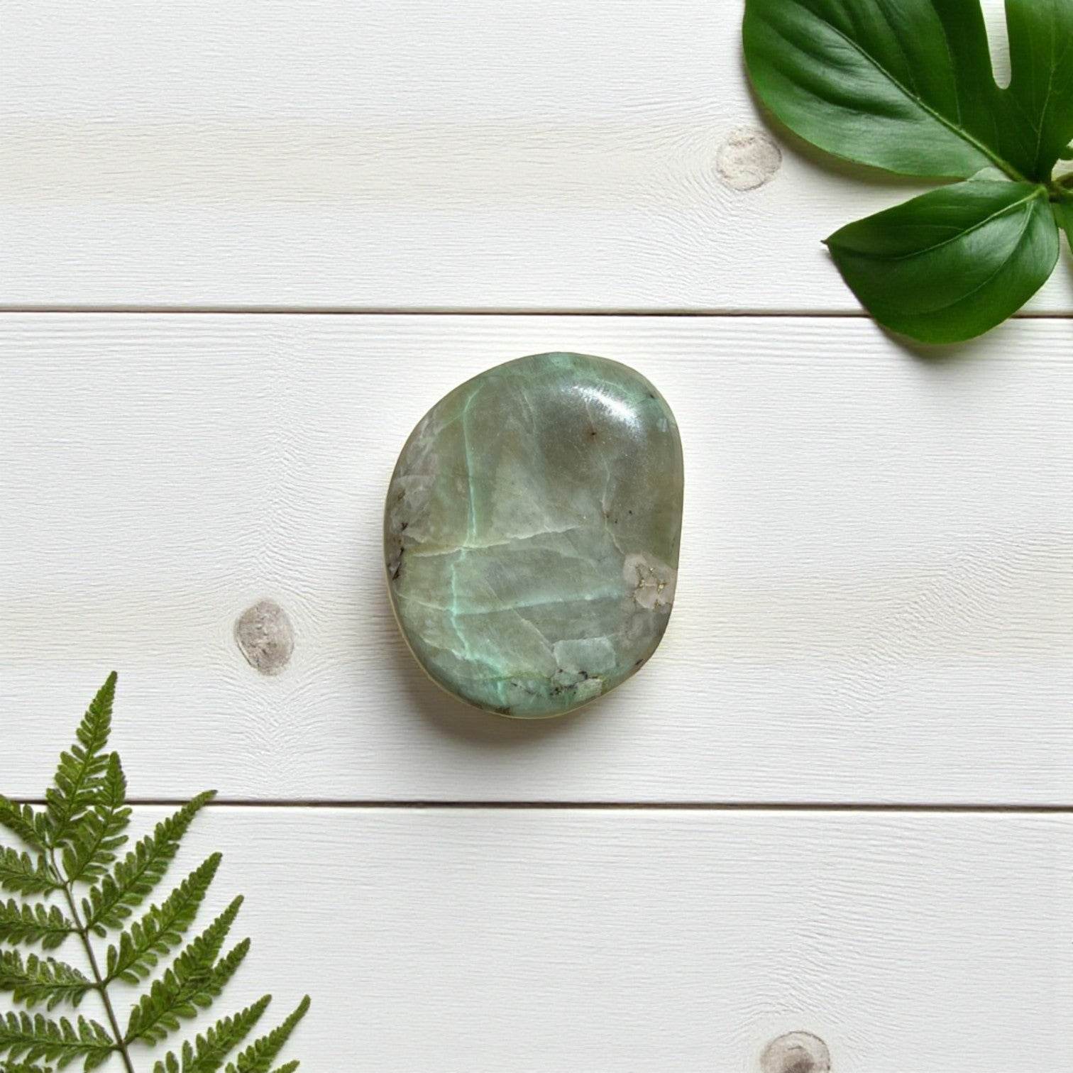 Garniérite - Madagascar - BD PIERRES NATURELLES