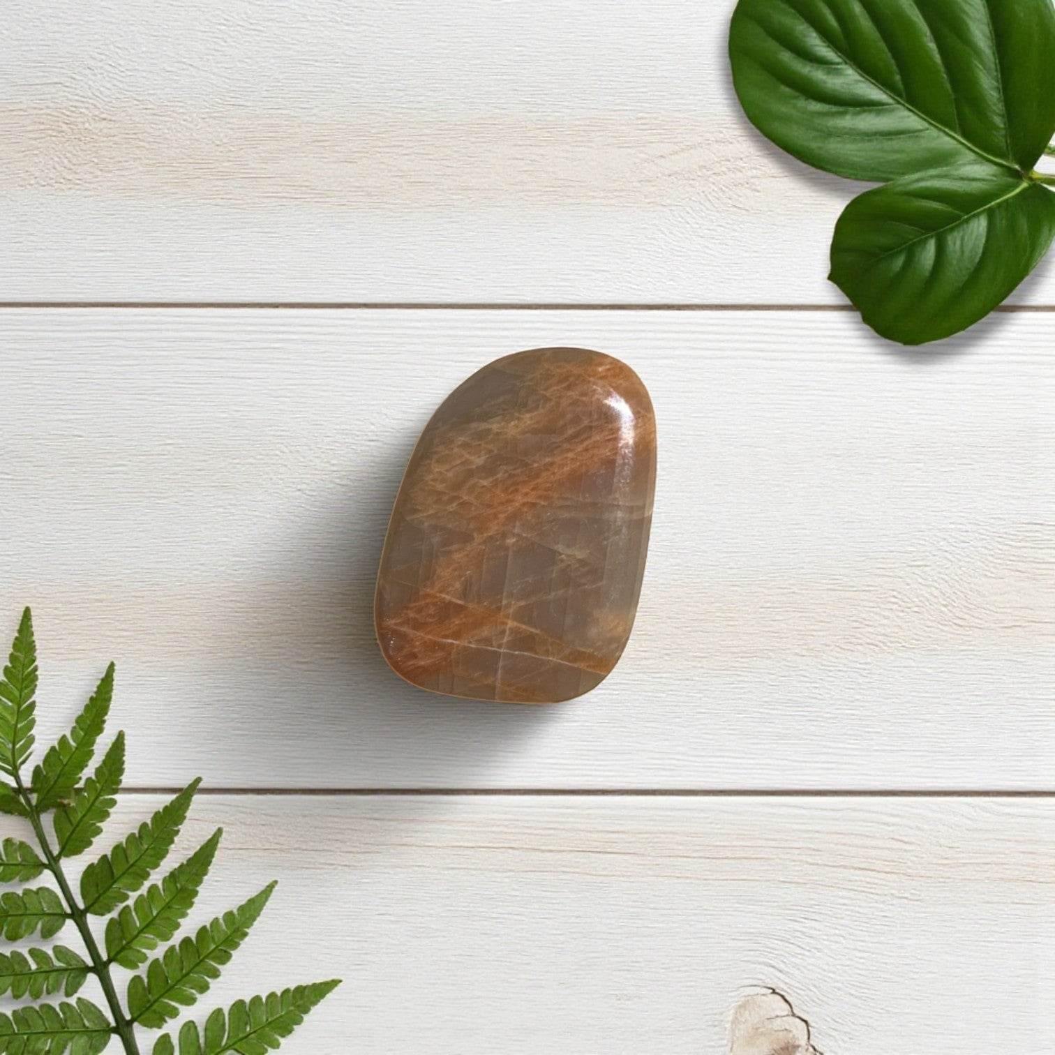 Pierre de Lune Orange - Madagascar - BD PIERRES NATURELLES